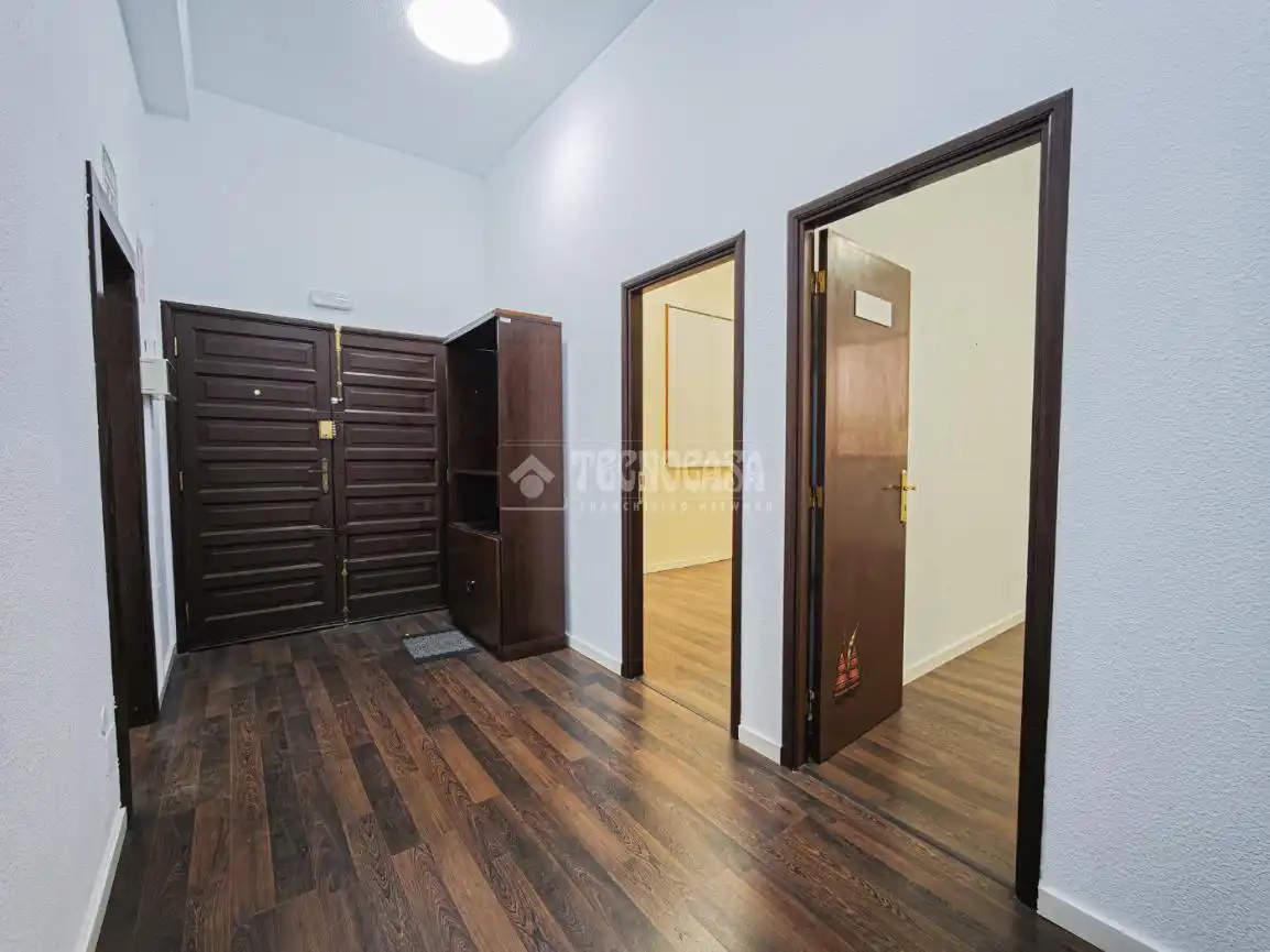 Commercial properties for sale in Arona  with Furnished