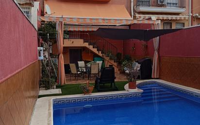 Piscina de Casa o xalet en venda en Mérida amb Aire condicionat, Calefacció i Terrassa