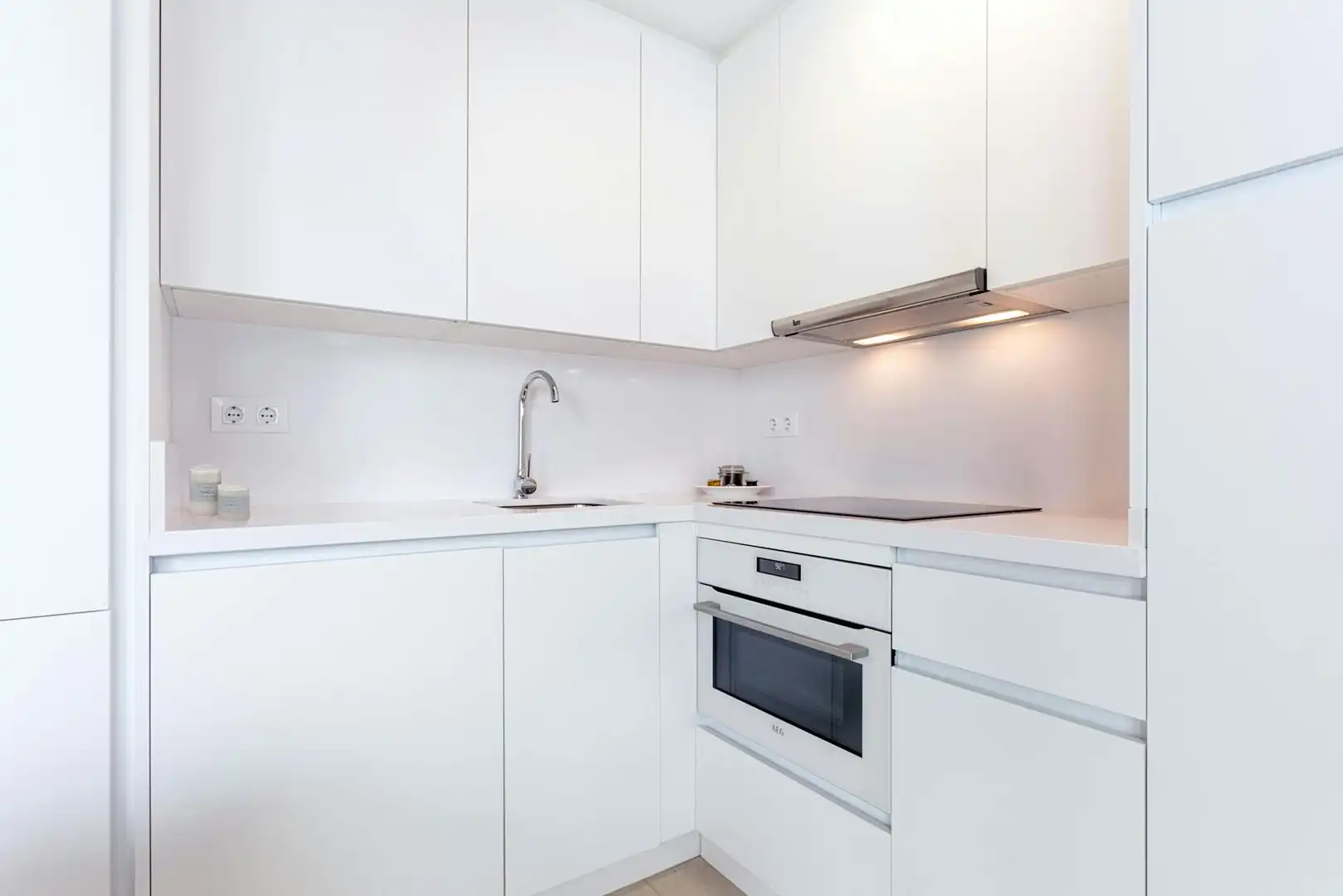Kitchen of Flat for rent in Sevilla  with Air Conditioner, Heating and Washing machine