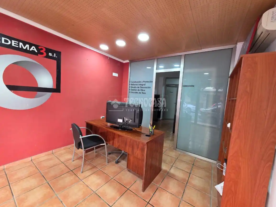 Oficina de alquiler en Juzgados