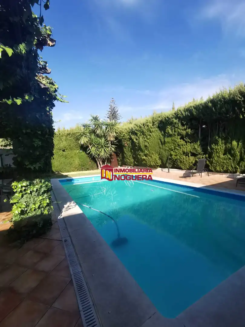 Detached house with pool for sale in Écija, imagen 3