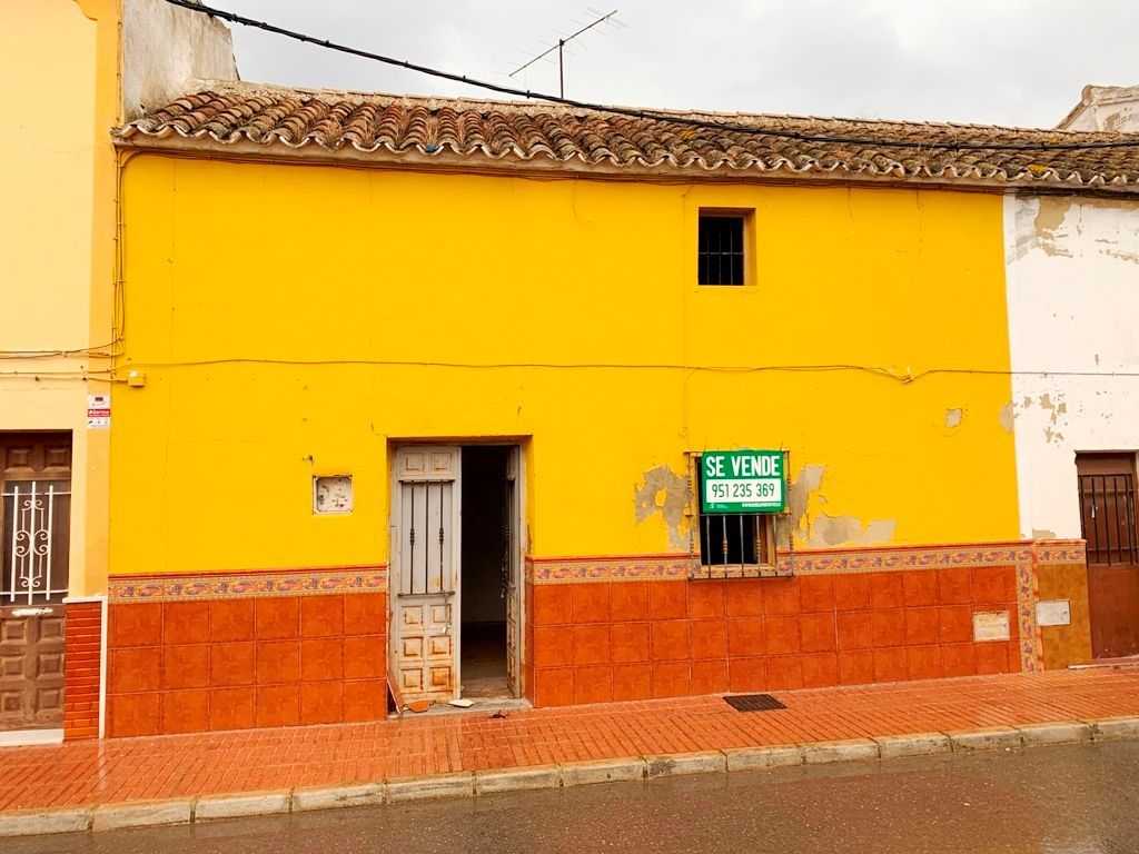 Exterior view of House or chalet for sale in Humilladero