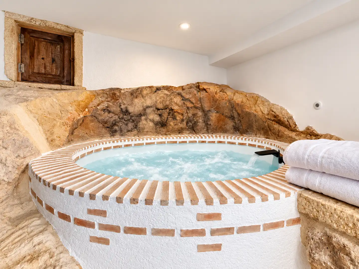 Haus mit Pool zur Miete in Elche de la Sierra, imagen 9