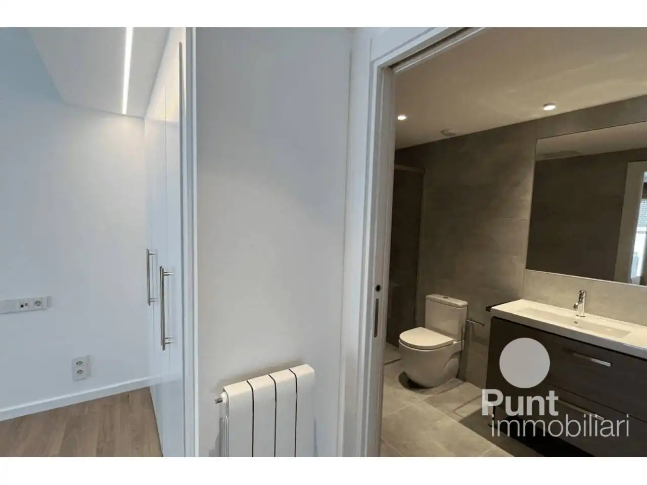 Badezimmer von Wohnung zur Miete in Premià de Dalt mit Klimaanlage, Heizung und Privatgarten