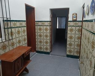 House or chalet for sale in Carmona  with Air Conditioner