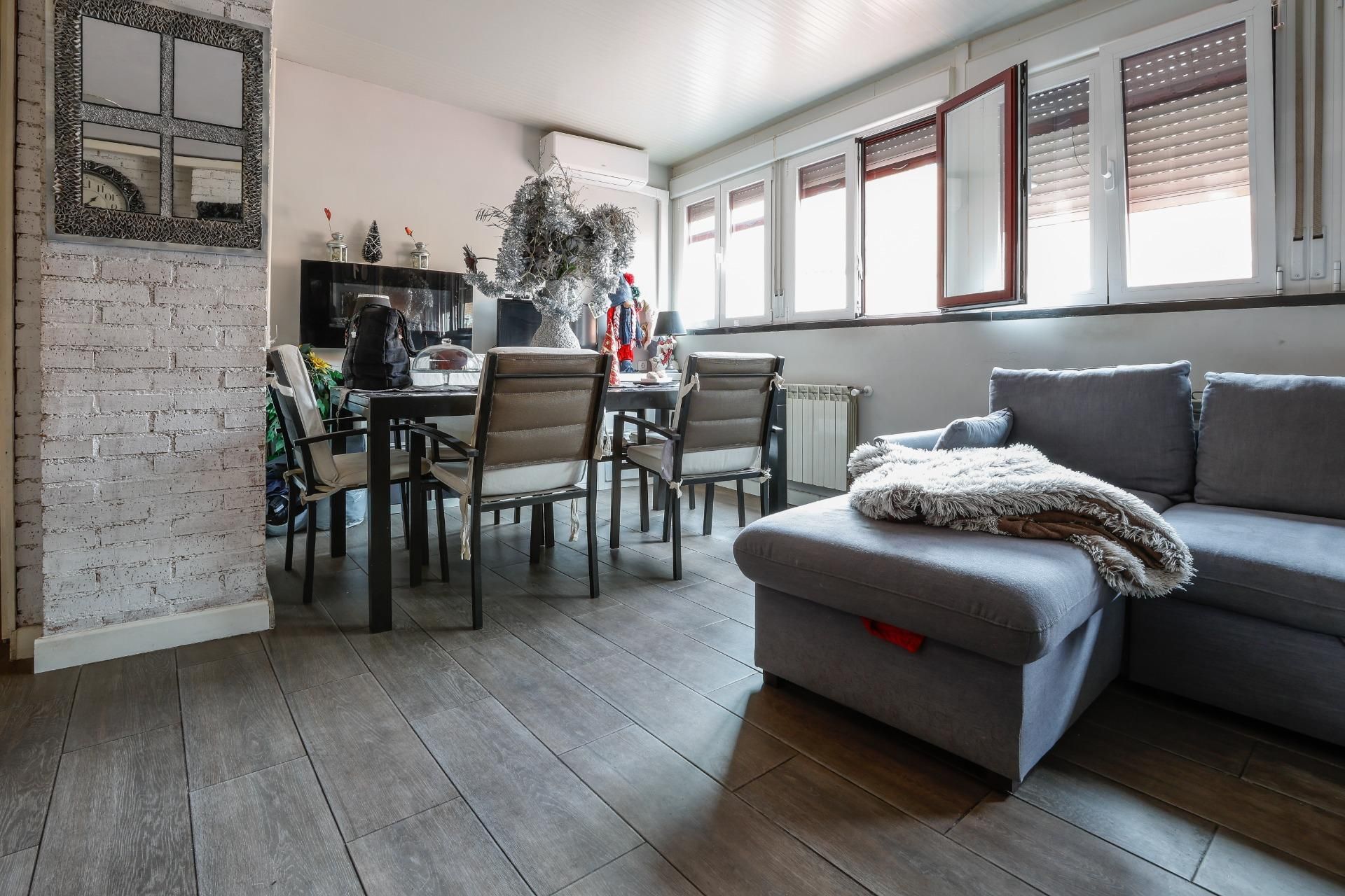 Living room of Flat for sale in Valdemoro  with Air Conditioner, Heating and Terrace