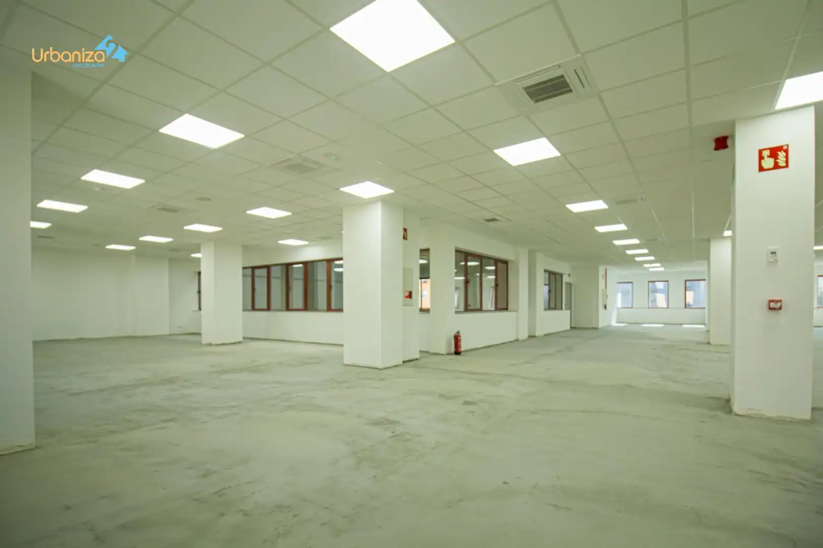 Office space with lift to rent in Avenida del Doctor Juan Pereda Pila, imagen 8