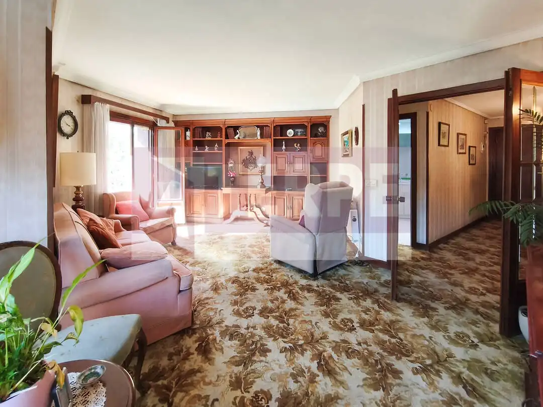 Appartamento con balcone in vendita a Nafarroa Etorbidea, imagen 2