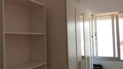 Habitación de Piso de alquiler en Málaga Capital con Calefacción, Terraza y Amueblado