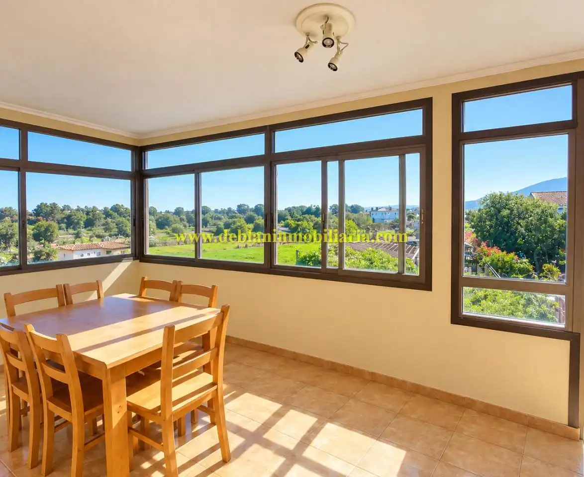 Casa con jardín en venta en Tui