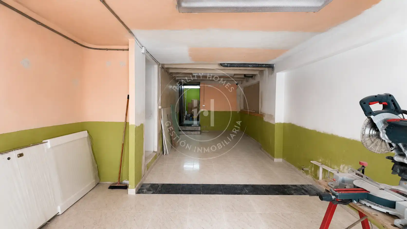 Edificio en venta en Vimbodí i Poblet