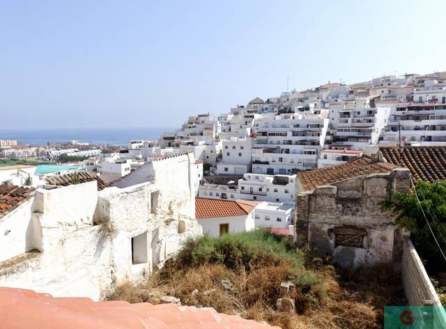 Casa-chalet en Venta en Centro