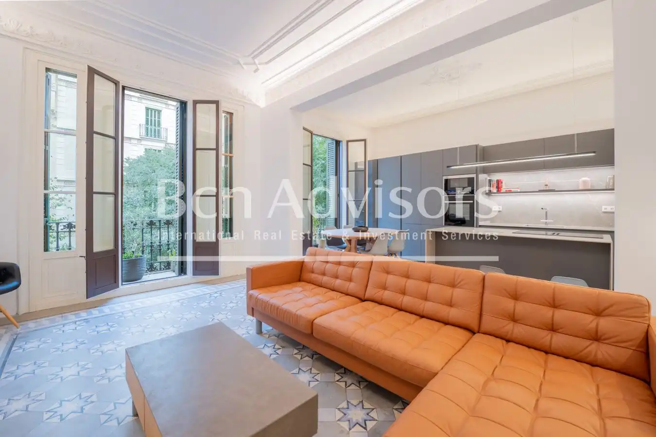 Appartamento con terrazza in vendita a Eixample, imagen 2