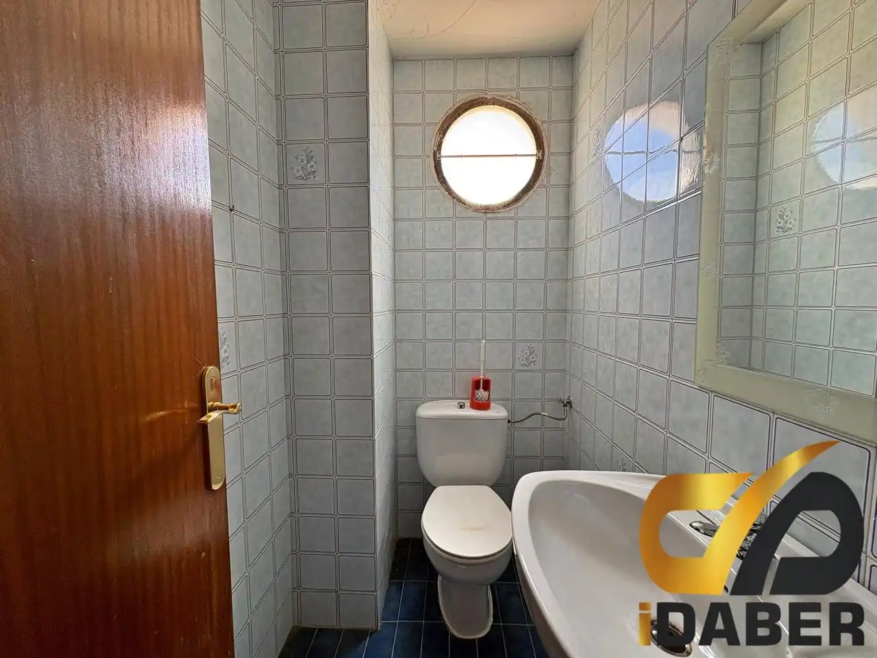 Baño de Piso en venta en Herencia con Aire acondicionado, Calefacción y Terraza