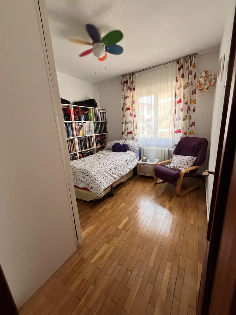 Dormitori de Pis en venda en Madrid amb Aire condicionat i Calefacció