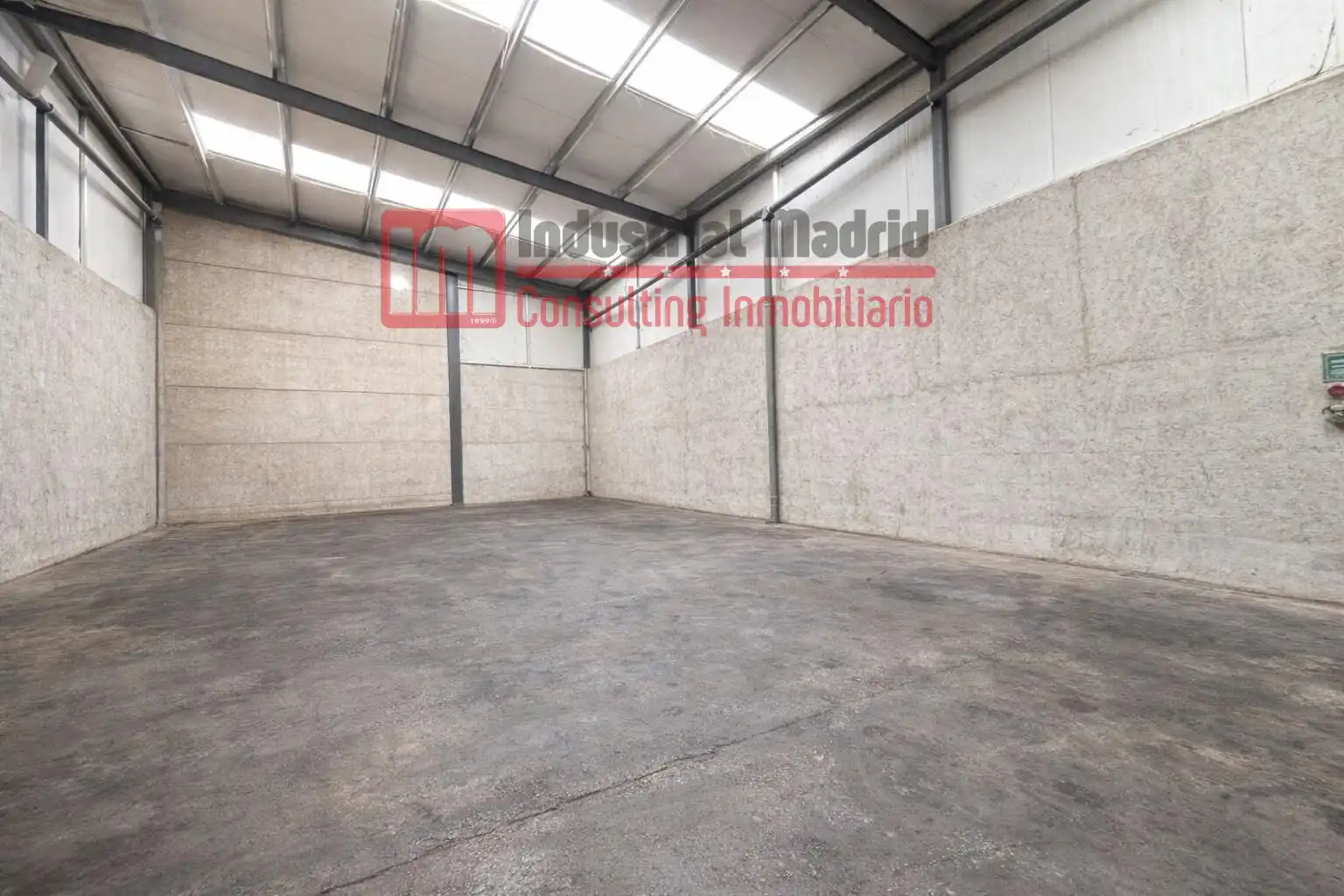 Exterior view of Industrial buildings for sale in Loeches