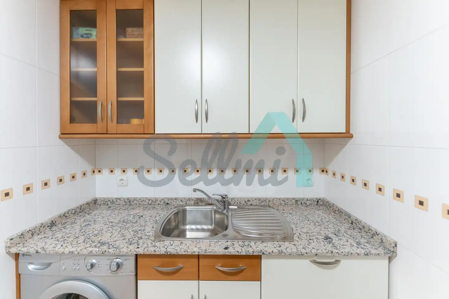 Cocina de Piso de alquiler en Oviedo  con Calefacción, Parquet y Terraza