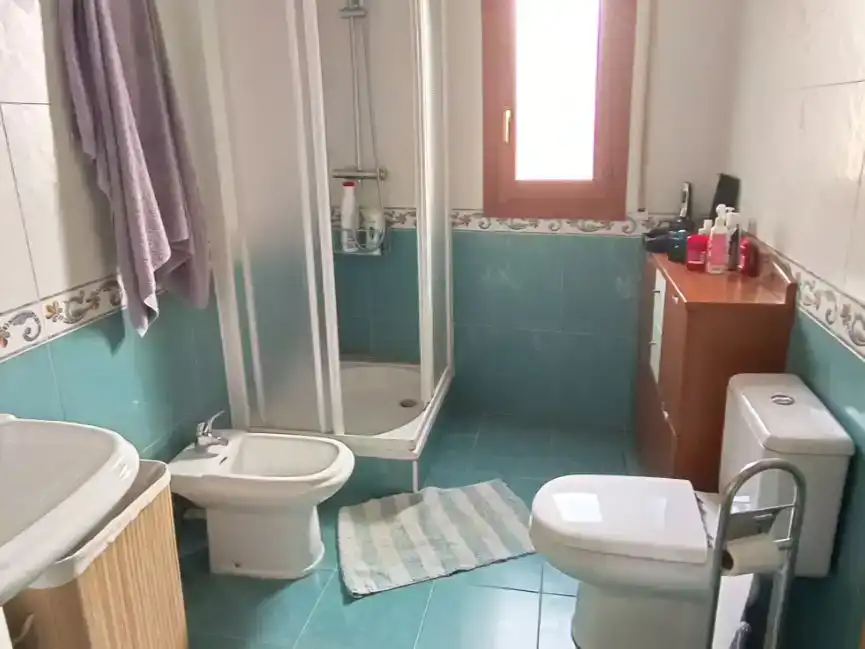 Bathroom of Flat for sale in Vila-seca  with Air Conditioner and Balcony