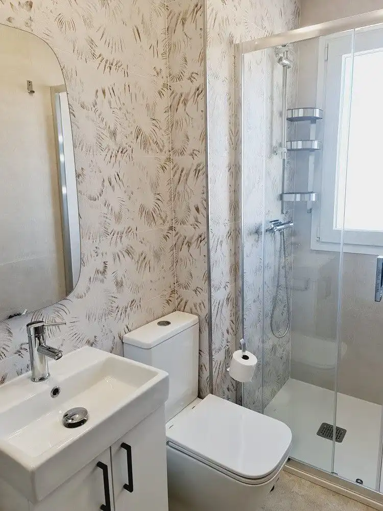 Baño de Estudio de alquiler en Villaviciosa de Odón con Calefacción