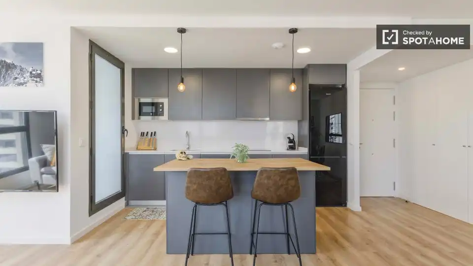 Cocina de Piso de alquiler en Valencia con Aire acondicionado, Calefacción y Amueblado