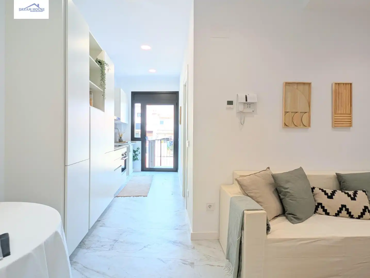 Wohnungen zum Verkauf in Mataró mit Klimaanlage, Heizung und Balkon