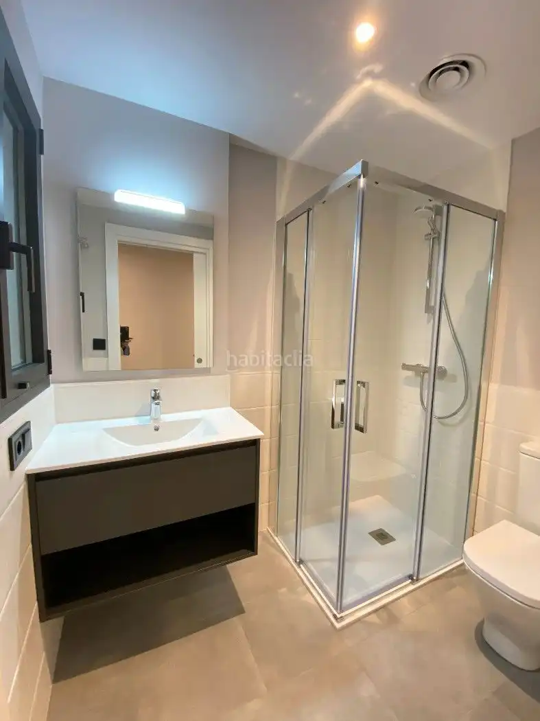 Apartamento con ascensor en alquiler en Carrer de Font i Quer 1, imagen 4