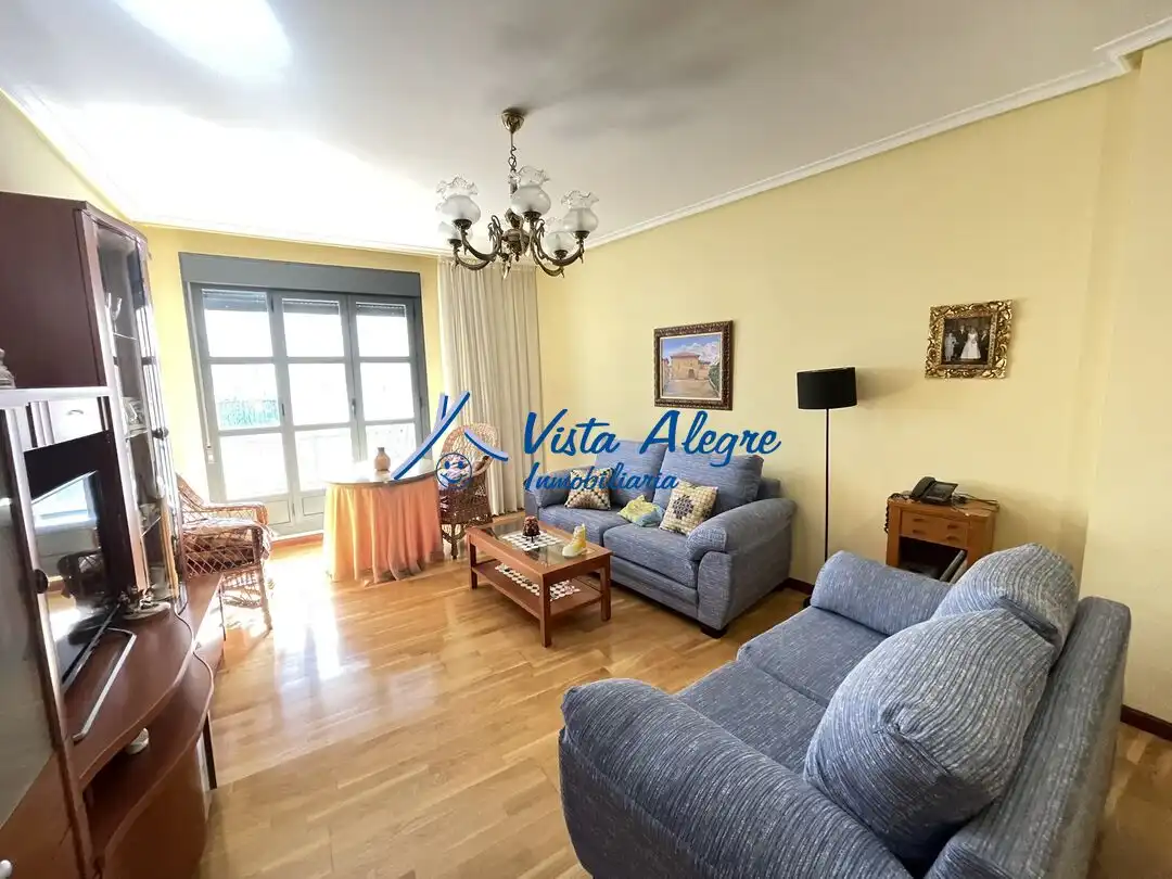 Living room of Flat for sale in Haro  with Air Conditioner, Heating and Parquet flooring