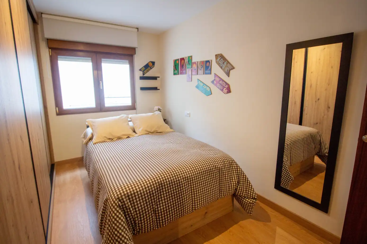 Habitación de Piso de alquiler en Gijón  con Calefacción, Terraza y Trastero
