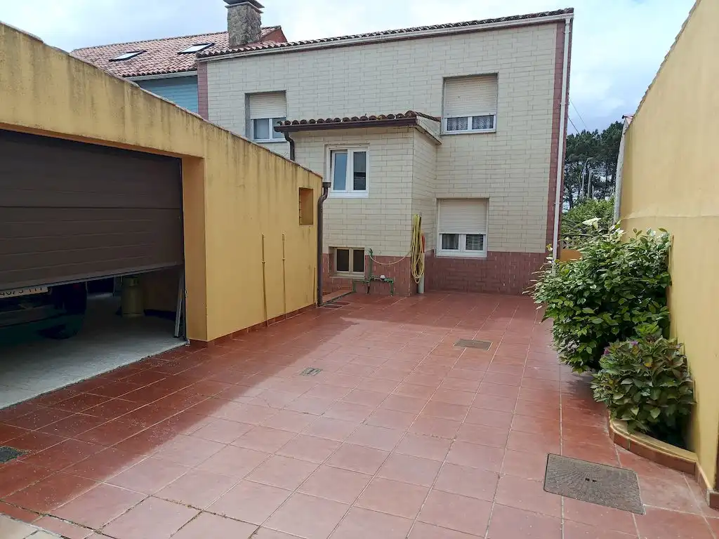 Parking of Houses for sale in Ribeira  with Heating, Private garden and Parquet flooring