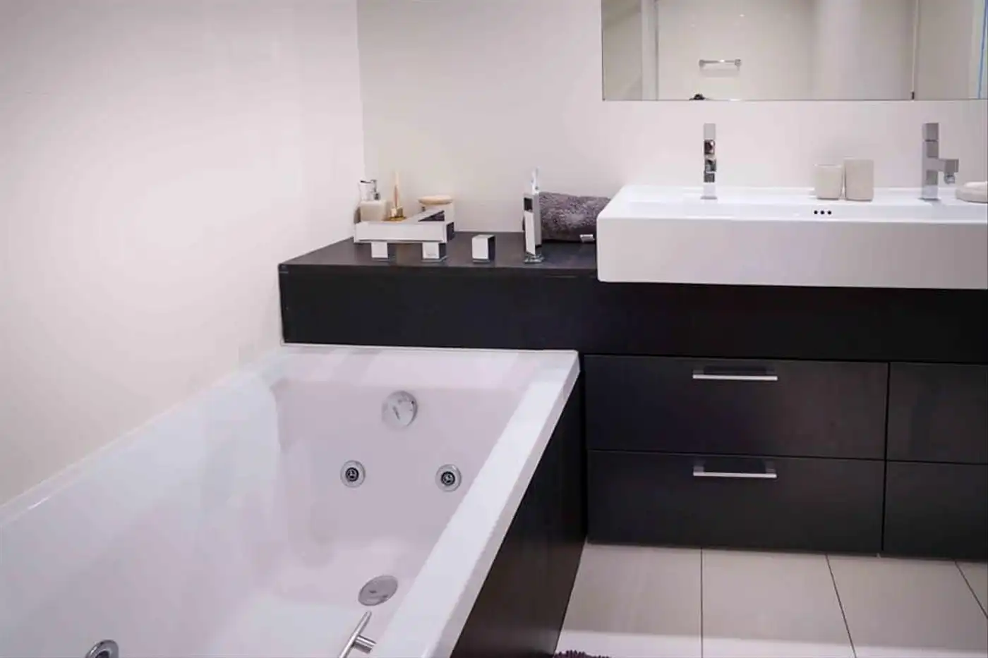 Baño de Piso de alquiler en Barcelona con Aire acondicionado, Calefacción y Terraza