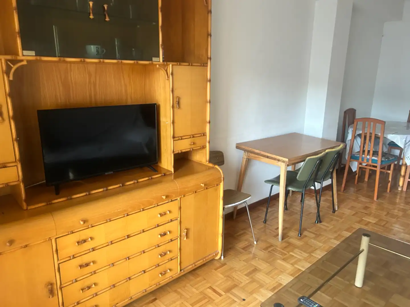 Wohnzimmer von Wohnung zur Miete in Huesca mit Heizung, Parkett und Terrasse