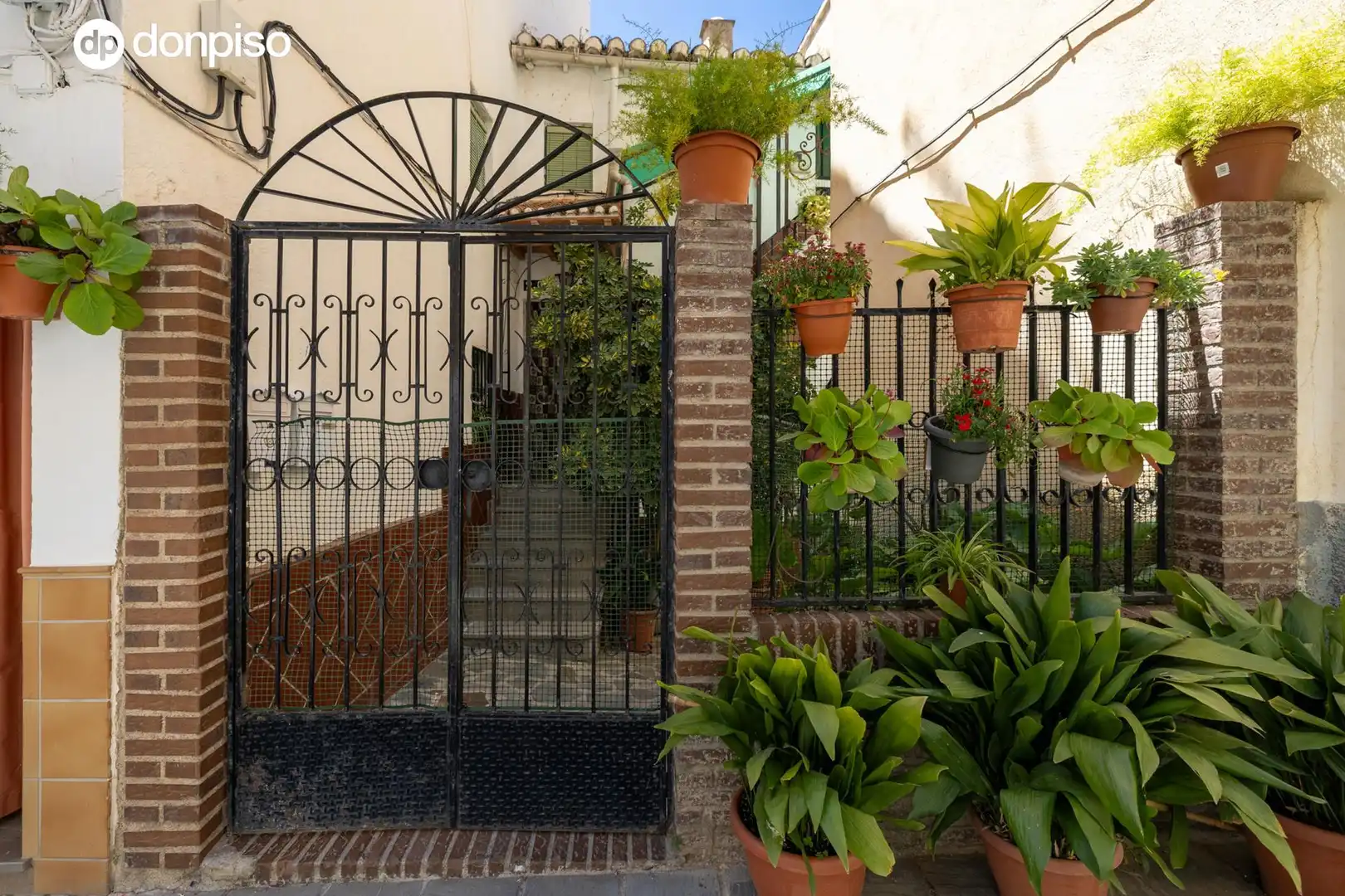 Casa adosada en venta en Calle San Vicente, Güéjar Sierra
