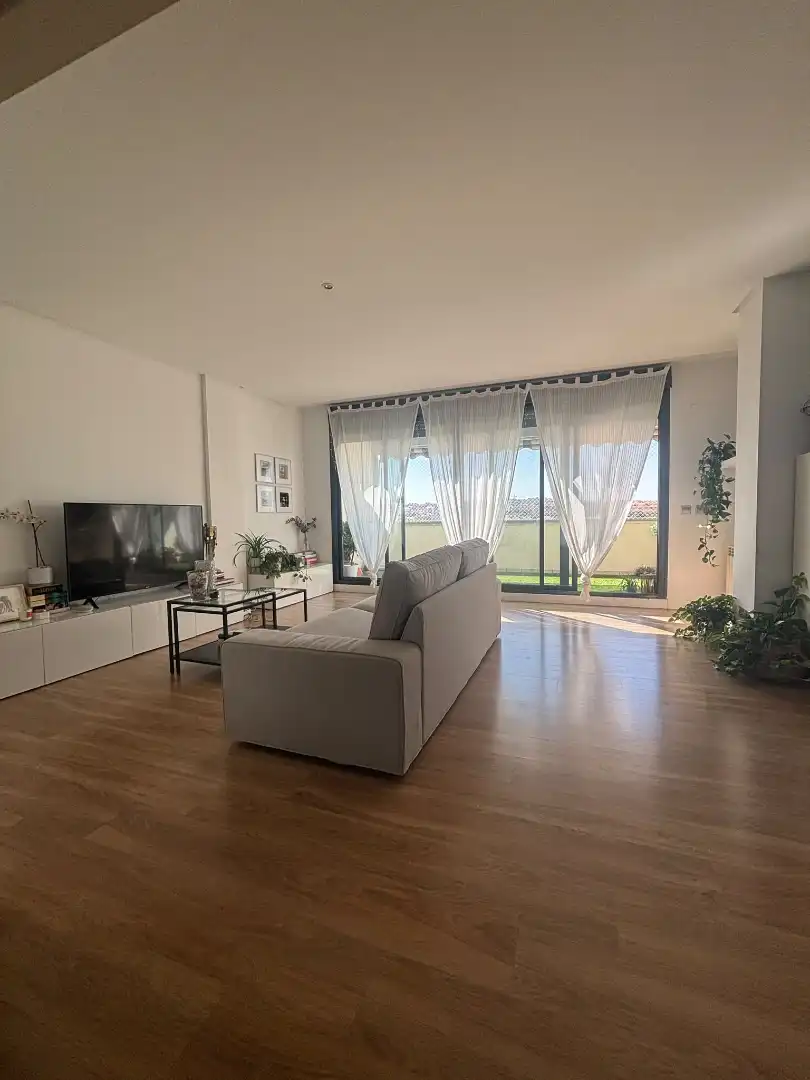 Sala d'estar de Àtic en venda en Arroyomolinos (Madrid) amb Aire condicionat, Calefacció i Terrassa