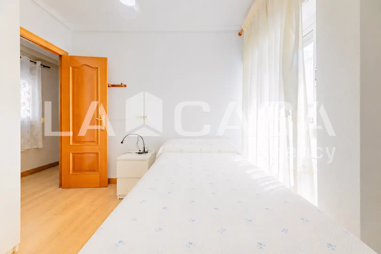 Habitación de Piso en venta en Valencia con Balcón