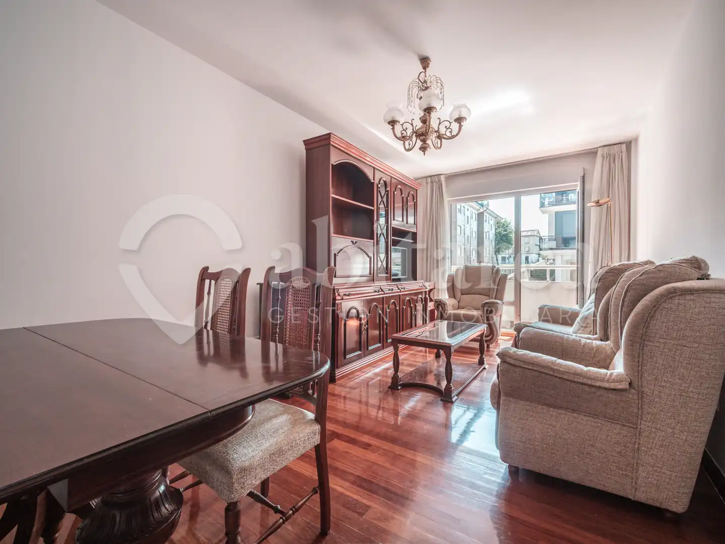 Wohnzimmer von Wohnung zur Miete in Camargo mit Heizung, Möbliert und Balkon