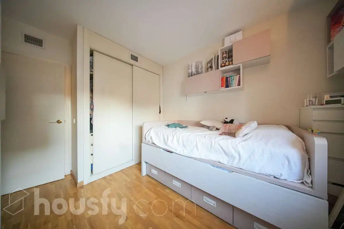 Habitación de Piso en venta en Madrid con Aire acondicionado, Calefacción y Trastero