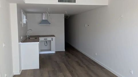 Foto 3 de Piso en venta en Calle Zorzal, 1, Torreblanca del Sol, Fuengirola