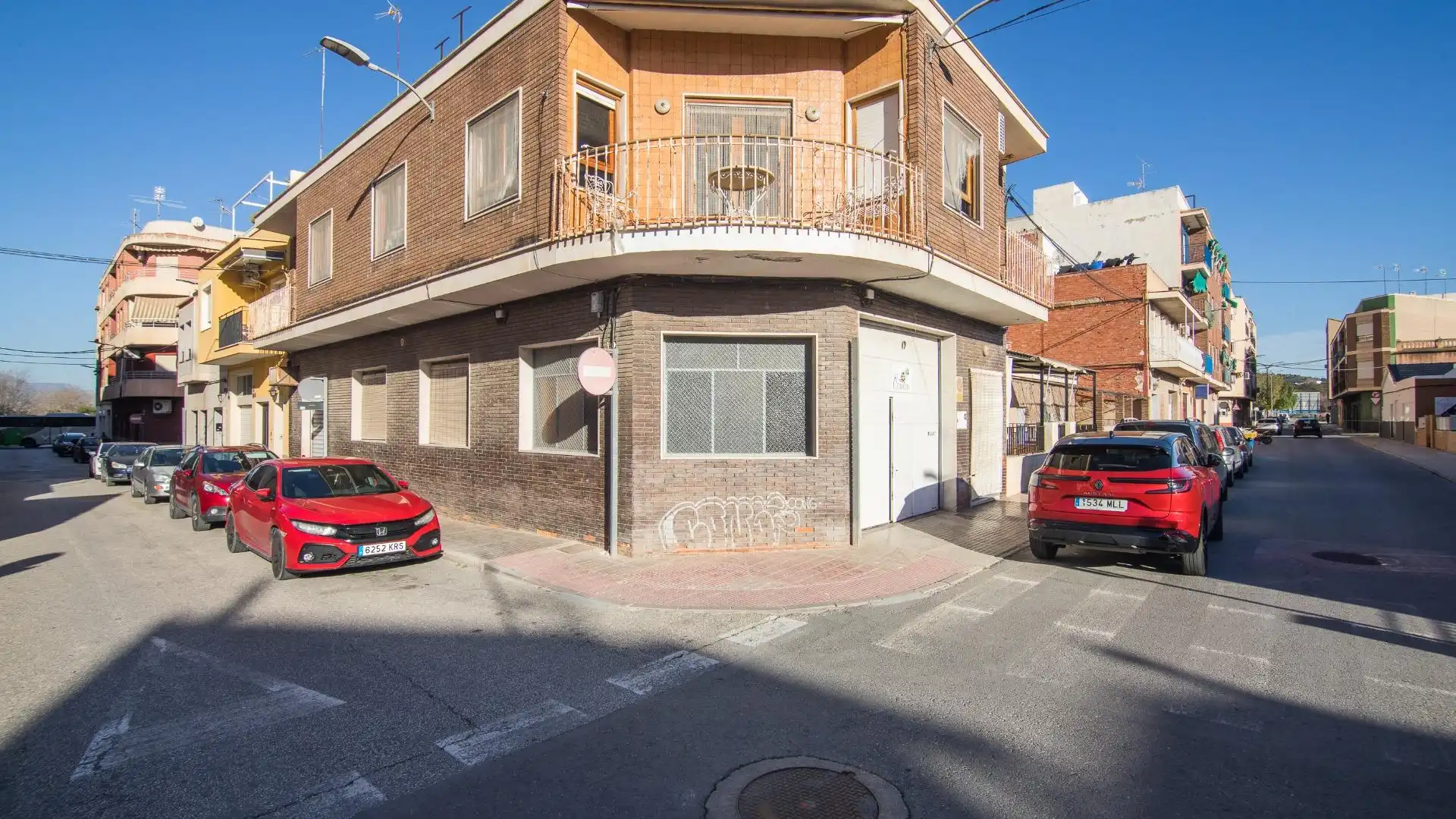 Vista exterior de Pis en venda en Aspe amb Balcó