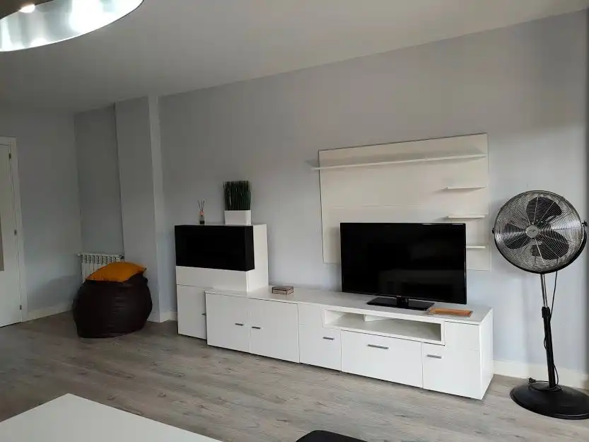 Sala de estar de Planta baja de alquiler en Colmenar Viejo con Calefacción, Jardín privado y Terraza