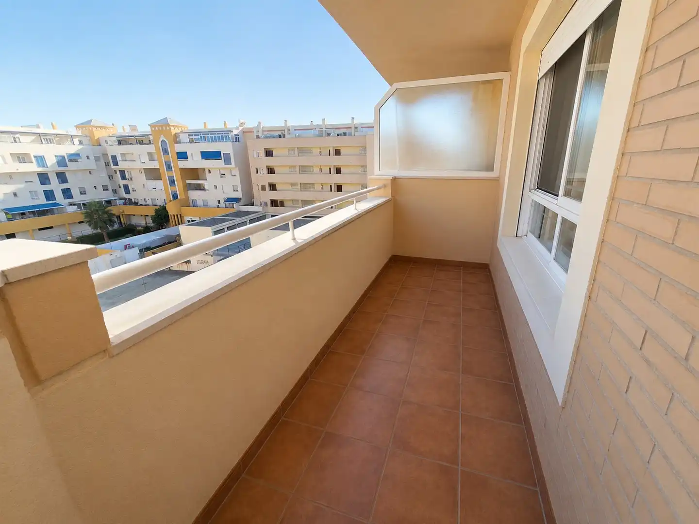Piso con piscina en venta en Torre del Mar, imagen 14
