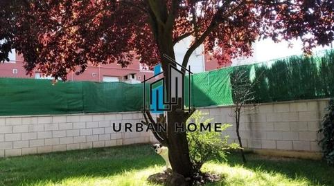 Foto 3 de Casa adosada en venda a Cuadros, León