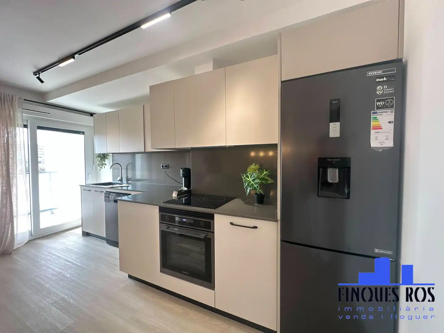 Kitchen of Flat for sale in Vinaròs  with Air Conditioner, Heating and Terrace
