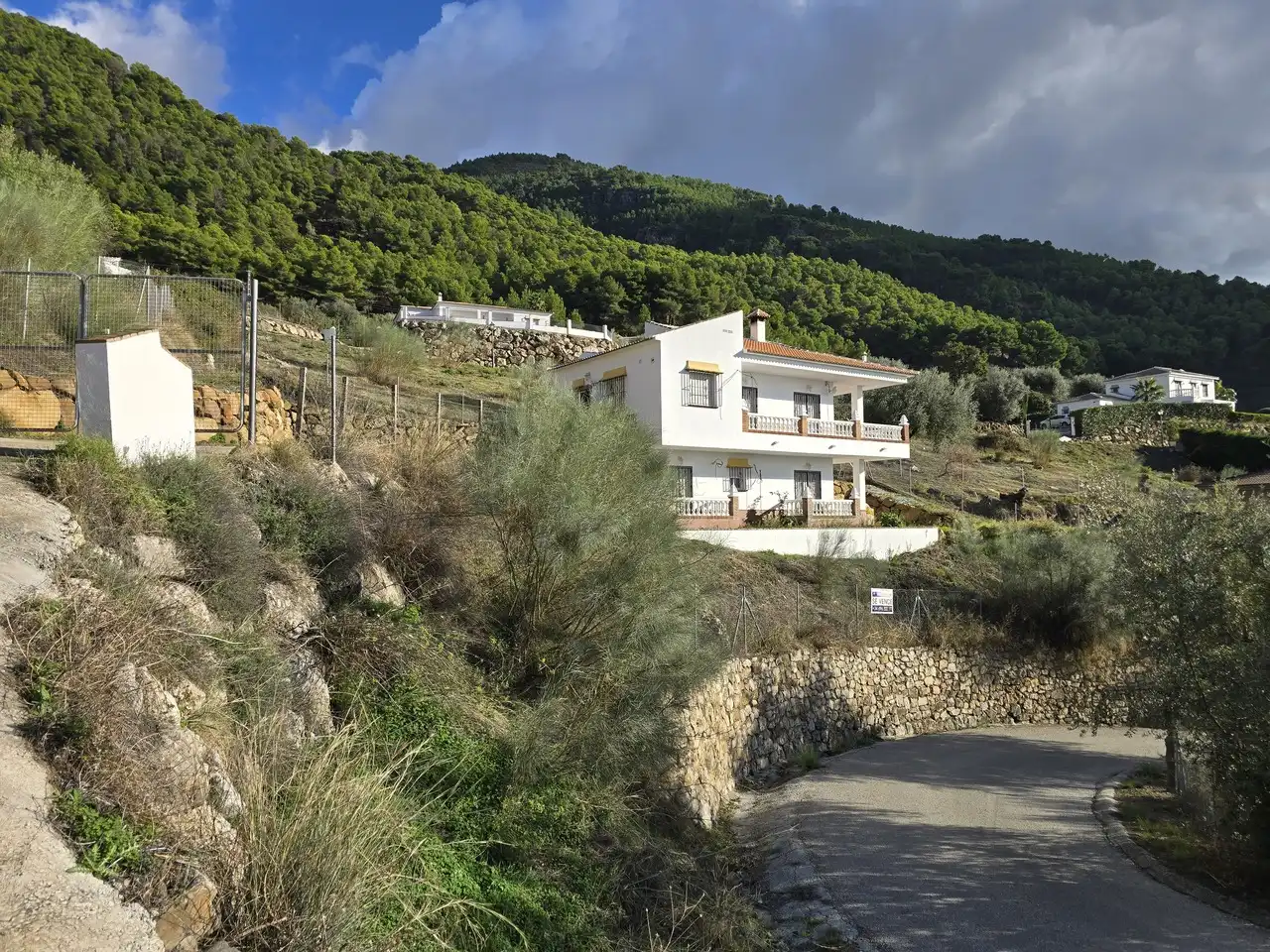 Casa amb piscina en venda a Alcaucín, imagen 2
