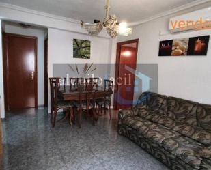 Living room of Flat for sale in  Albacete Capital  with Air Conditioner