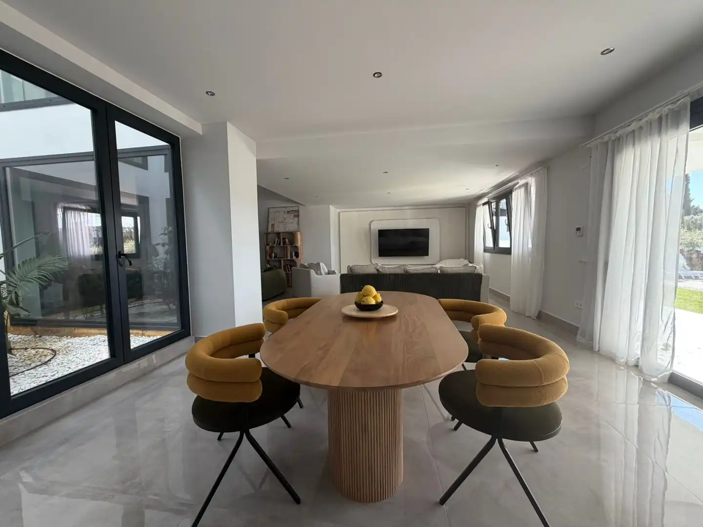 Esszimmer von Haus oder Chalet zur Miete in Sotogrande mit Klimaanlage, Privatgarten und Terrasse