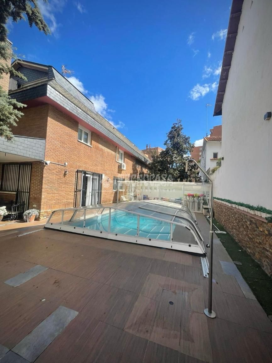 Casa o chalet de alquiler en Valdezarza, Moncloa - Aravaca