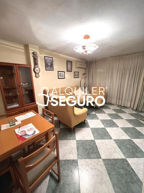 Pis de lloguer a Rey Juan Carlos I, Zarzaquemada