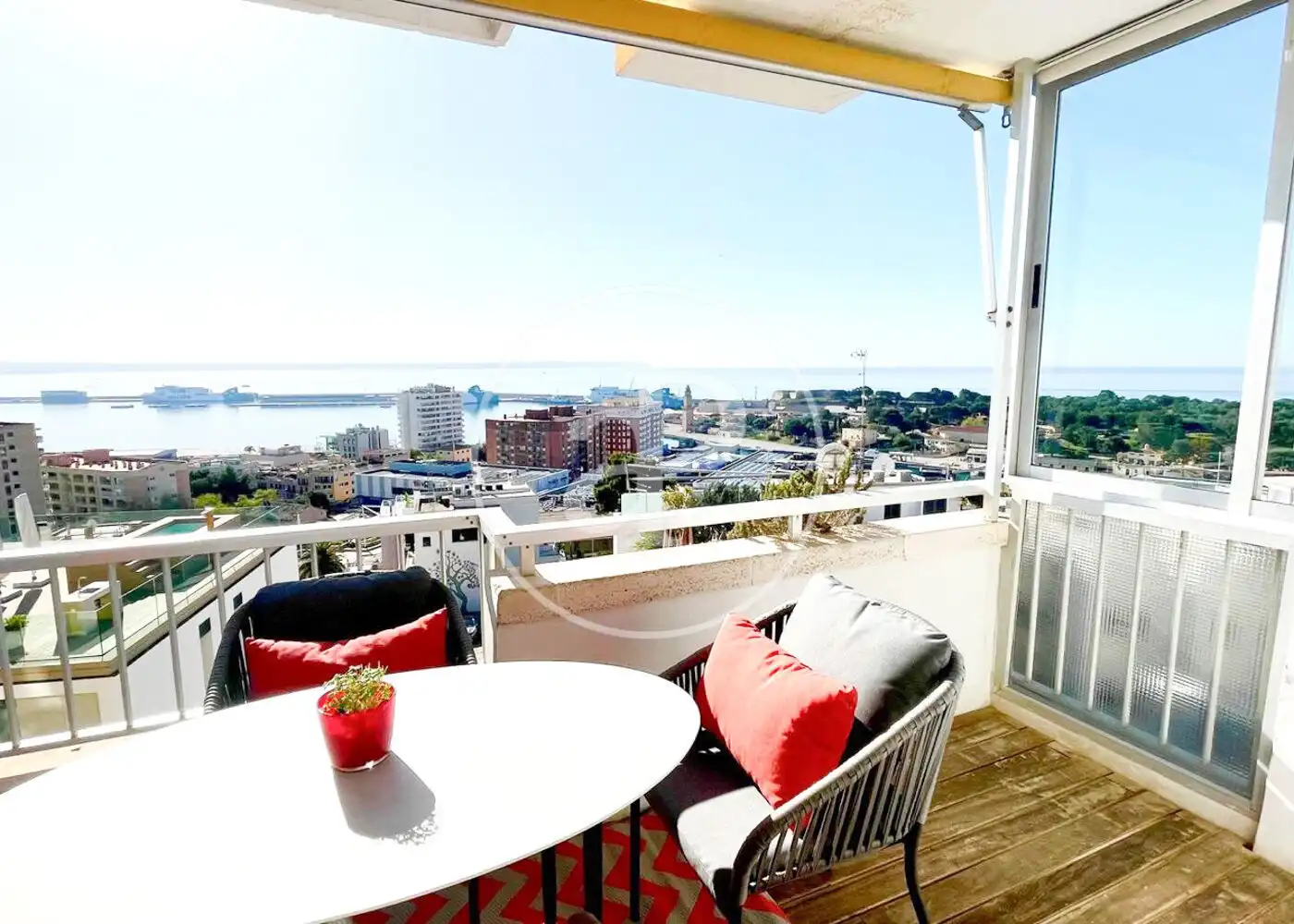 Flat with pool to rent in Carrer de Vista Alegre, imagen 2