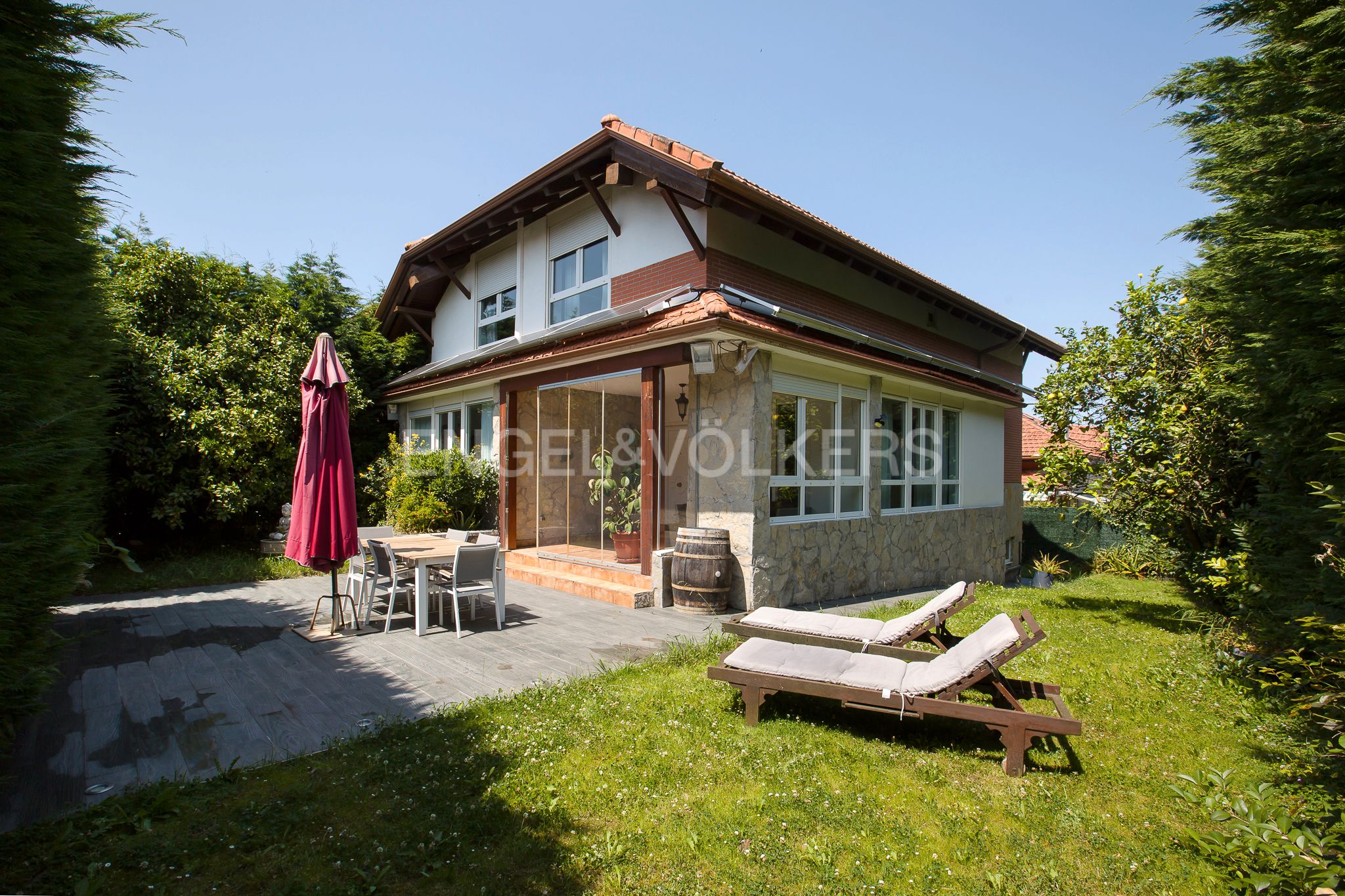 Garden of House or chalet for sale in Getxo   with Air Conditioner, Heating and Private garden