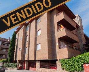 Vista exterior de Pis en venda en Galapagar amb Calefacció, Terrassa i Internet